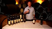 cata-de-antique-palo-cortado-de-la-bodega-rey-fernando-de-castilla