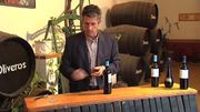 cata-de-lagrima-de-vino-naranja-de-la-bodega-oliveros